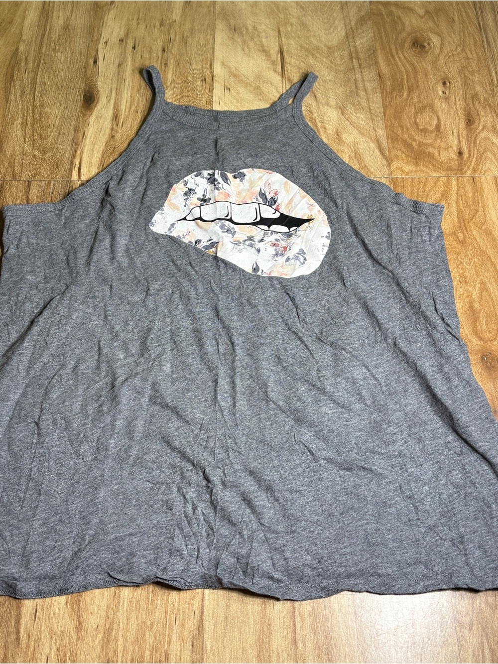 Torrid Classic Fit Lips Pattern Kiss Sleeveless Tank Top Womens Plus Size 2X